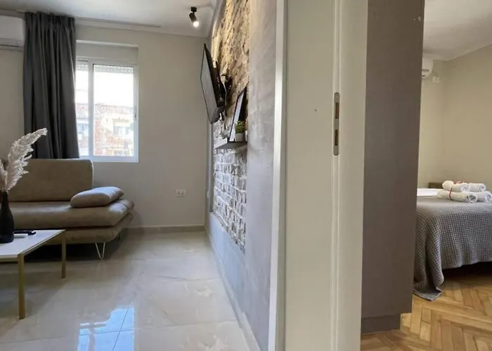 M. Shyri Str.1 Apartamento