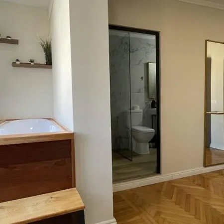 Apartman M. Shyri Str.1 *